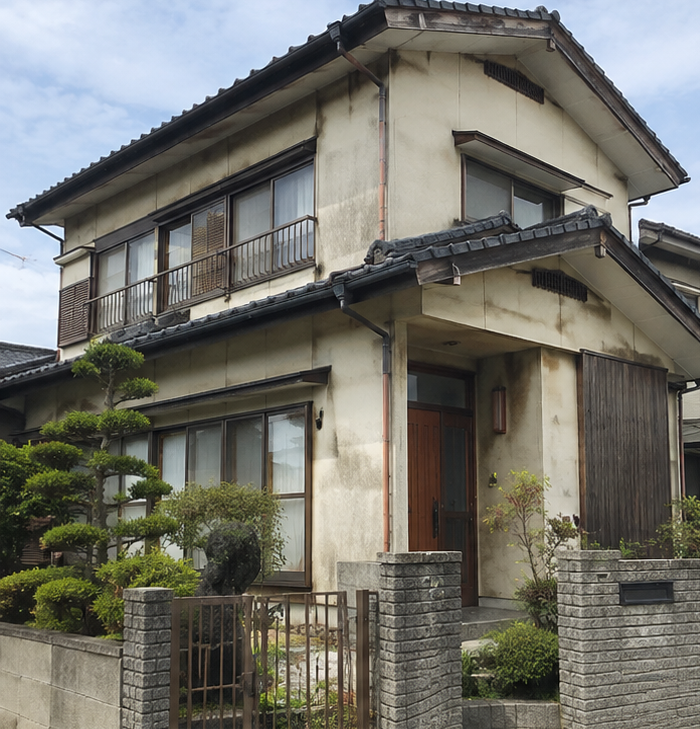塗り替え前の傷んだ外壁の状態
